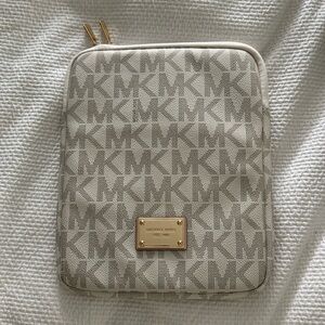 Michael Kors Caviar Leather iPad Tablet Sleeve